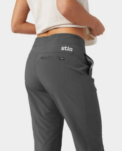 STIO Women's CFS Board Pant -STIO CLOTHING 100118 110 5 e0024237 c619 4904 bbb0 dd90faf29b5c