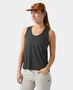 STIO Women's Divide Tank -STIO CLOTHING 100702 001 1