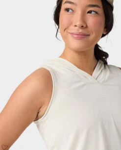 STIO Women's Divide Sleeveless Hoodie -STIO CLOTHING 100705 101 5