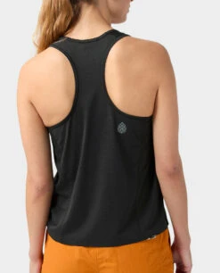 STIO Women's Lucent Tank -STIO CLOTHING 100709 001 2