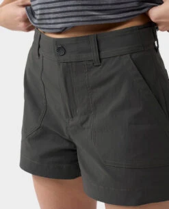 STIO Women's Coburn Short - 3" -STIO CLOTHING 100713 021 3 1 ALT