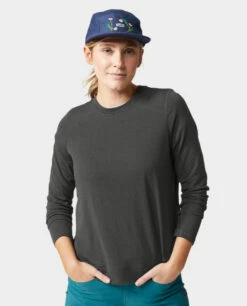 STIO Women's Trax Power Grid Crew -STIO CLOTHING 100722 021 9