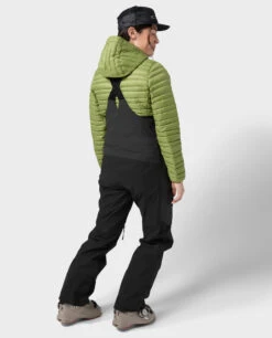 STIO Women's Figment Bib 25 STIO Women's Figment Bib -STIO CLOTHING 100729 001 2 8db167dc 8f06 4fa4 8693 233b0b0844f9