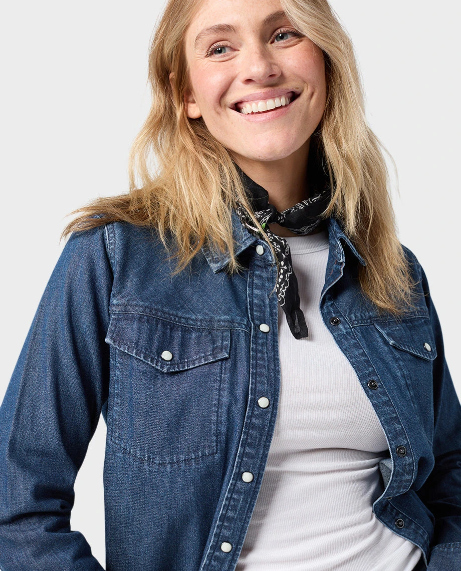 STIO Women's Slipstone Japanese Denim Shirt 5 STIO Women's Slipstone Japanese Denim Shirt - Image 3