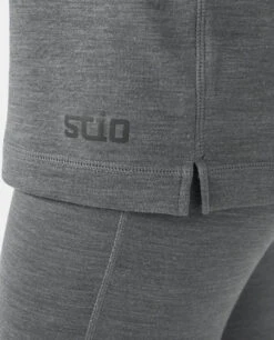 STIO Men's Basis PeakWool Midweight Crew LS -STIO CLOTHING 200691 021 8 618bc279 e7fd 4faa 954f fa0a50ca2809