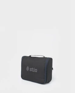 STIO Basin Hanging Dopp Kit -STIO CLOTHING 400348 001 3.4 9cc77b49 793e 4c68 9768 727cb49243b5