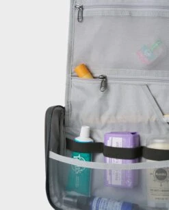 STIO Basin Hanging Dopp Kit -STIO CLOTHING 400348 030 3 ebfe6f24 a989 43e5 bf5d 6999f91549d4