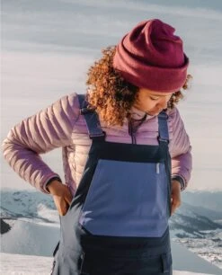 STIO Women's Skyrider Bib 31 STIO Women's Skyrider Bib -STIO CLOTHING PDP Lifestyle tile Women s Skyrider Bib